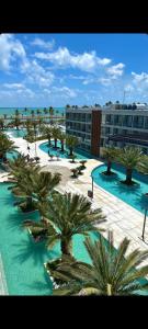 Hồ bơi trong/gần Porto 2 Life GAV RESORT B 2 apt 415