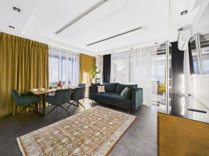 Khu vực ghế ngồi tại ApartamentySnu, Kasztelańska I