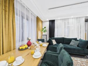Khu vực ghế ngồi tại ApartamentySnu, Kasztelańska I