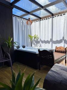 Voodi või voodid majutusasutuse Chale 03 toas