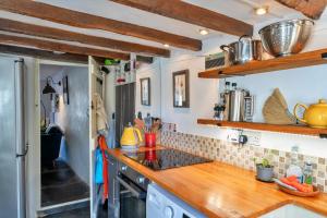 Kuchyň nebo kuchyňský kout v ubytování Finest Retreats - Bre Stefan