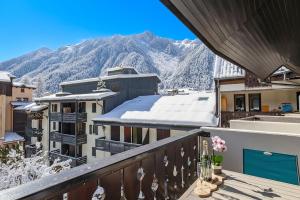 En generel udsigt til bjerge eller udsigt til bjerge taget fra lejligheden