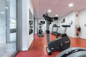 Phòng/tiện nghi tập thể dục tại Appart Hotel Odalys City Metz Manufacture
