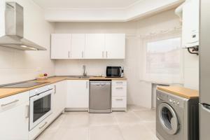 Η κουζίνα ή μικρή κουζίνα στο Apartamento CRISTINA en el CENTRO