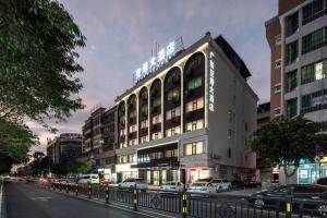 El edificio en el que está el hotel