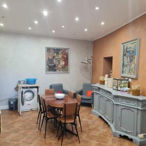 Η κουζίνα ή μικρή κουζίνα στο Eden House