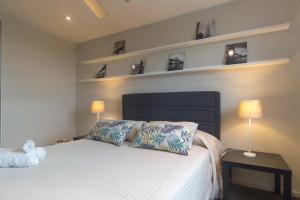 En eller flere senge i et værelse på The East End Retreat