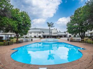 Πισίνα στο ή κοντά στο Carousel Eco Estate