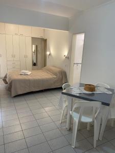 Ένα ή περισσότερα κρεβάτια σε δωμάτιο στο Monoambiente Supercéntrico! San Martín 436