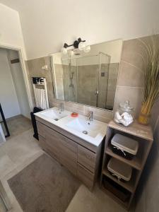 Koupelna v ubytování Holiday home in Alvados