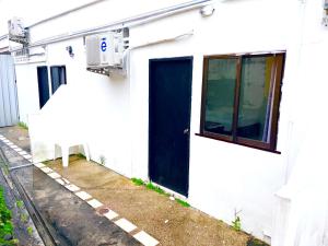 Το κτήριο όπου στεγάζεται  το διαμέρισμα