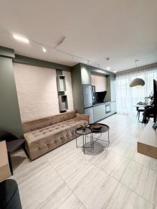 Khu vực ghế ngồi tại Sky Escape - Private Parking, Kingsize Bed