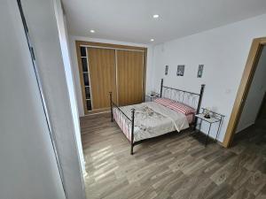 Φωτογραφία από το άλμπουμ του Cozy Oranaise Escape T4 with Private Parking σε Οράν