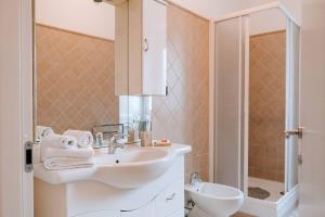 Ένα μπάνιο στο La Petite Vue Aosta