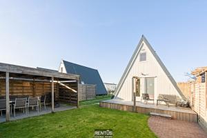 Το κτήριο όπου στεγάζεται  η παραθεριστική κατοικία