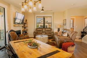 Posezení v ubytování Ski Granby Ranch five minutes from the house