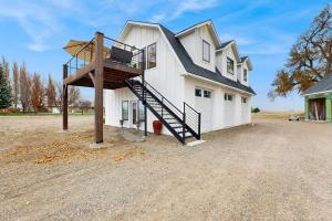 Το κτήριο όπου στεγάζεται  η παραθεριστική κατοικία