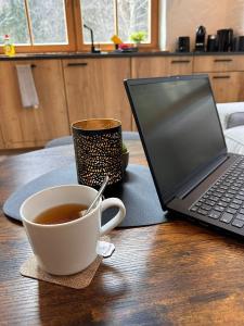 Příslušenství pro přípravu čaje a kávy v ubytování Chalet am Bachl 1