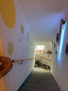 Ένα ή περισσότερα κρεβάτια σε δωμάτιο στο Outside by Katharina