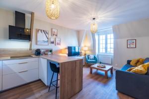 Köök või kööginurk majutusasutuses Escapade a Tregastel plages et commerces proches