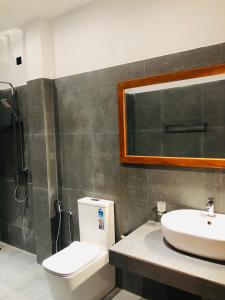 Ένα μπάνιο στο Villa Balcony Bliss