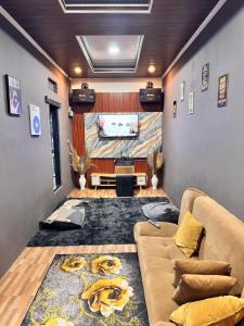 Khu vực ghế ngồi tại Villa Alnisa By Nganu