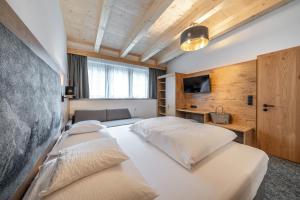 Ένα ή περισσότερα κρεβάτια σε δωμάτιο στο Alt-Kaisers +104 φωτογραφίες