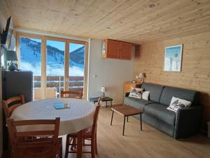 Posezení v ubytování Studio rénové 4 pers - Sud - Balcon - Parking inclus - FR-1-445-213