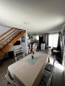 Posezení v ubytování Casa 3D 1B en Coquimbo