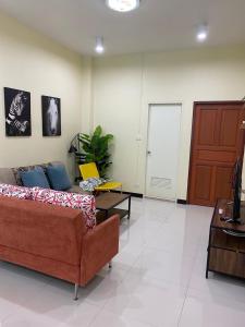 Χώρος καθιστικού στο Phra Singh 64 Old City Center Stay