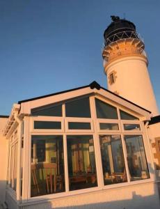 Το κτήριο όπου στεγάζεται  η παραθεριστική κατοικία