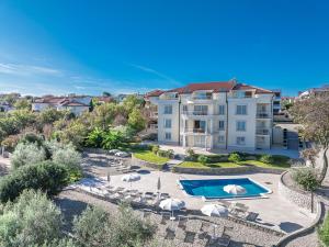 Πισίνα στο ή κοντά στο Villa Tunera - Luxury Apartments I