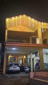 Το κτήριο όπου στεγάζεται  το δωμάτιο σε οικογενειακή κατοικία