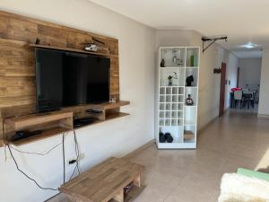 TV a/nebo společenská místnost v ubytování Excellent apartment, great location