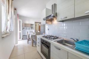 Η κουζίνα ή μικρή κουζίνα στο casa relax +24 φωτογραφίες