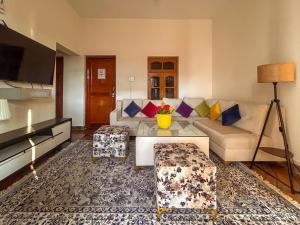 Un lugar para sentarse en Logbaag Stays Bir