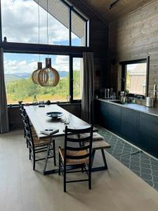 Fotografie z fotogalerie ubytování Charming Cabin By Fidjeland Ski Resort v destinaci Fidjeland