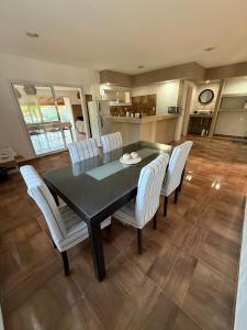 Nhà bếp/bếp nhỏ tại Los viejos Potrero de Garay