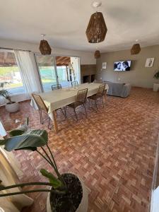 TV/trung tâm giải trí tại Los viejos Potrero de Garay