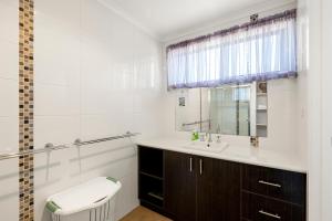 Ένα μπάνιο στο Bonnie Dawn - Bonnie DOon +26 φωτογραφίες