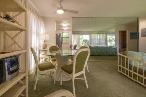 Et tv og/eller underholdning på Makani A Kai Resort A-3