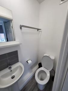 Ένα μπάνιο στο Comfortable Stay - Alfreton