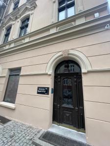 Η πρόσοψη ή η είσοδος του Apartament Organza - Private Gym - Spa - Free Parking