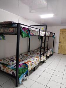 Φωτογραφία από το άλμπουμ του Hostel La Bambú σε Quepos