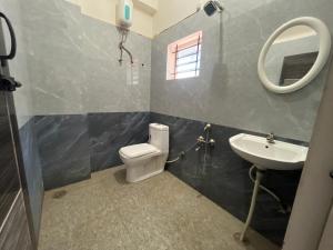 O baie la S L N comfort +48 fotografii