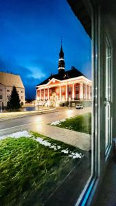 Το κτήριο όπου στεγάζεται  το διαμέρισμα