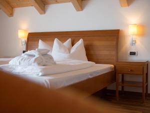 Postel nebo postele na pokoji v ubytování Hotel Blitzburg