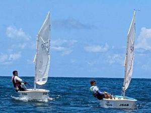 Imagen de la galería de Gingerlilly Villa - with stunning harbour views, en Port Elizabeth