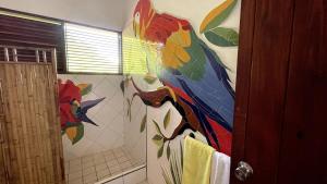 Imagen de la galería de Gingerlilly Villa - with stunning harbour views, en Port Elizabeth