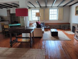 Khu vực ghế ngồi tại Casa da Fonte